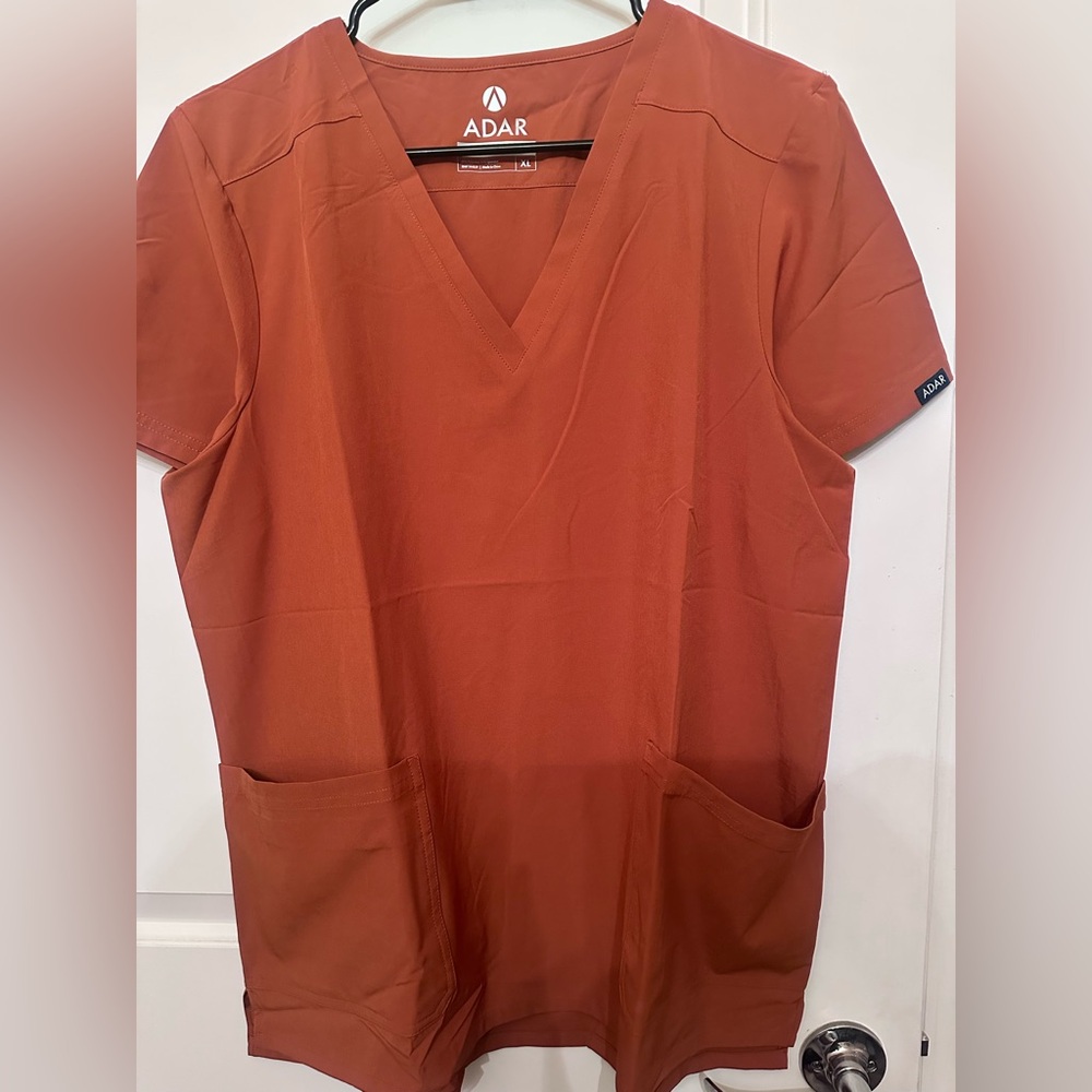 Adar Women's V-Neck Scrub Top in caramel